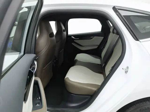 BYD Qin PLUS — Фото автомобиля 15