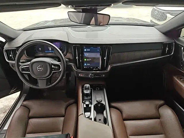 Volvo S90 — Фото автомобиля 5
