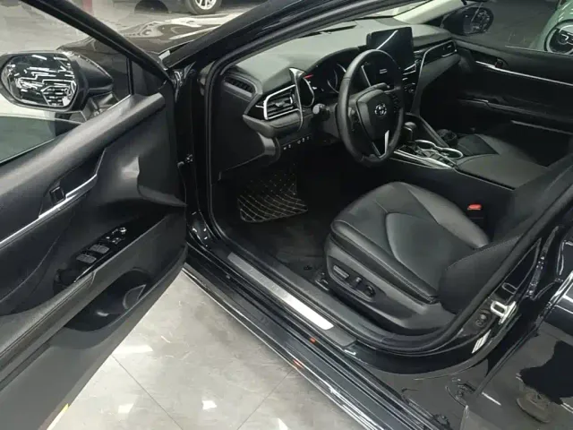 Toyota Camry — Фото автомобиля 15