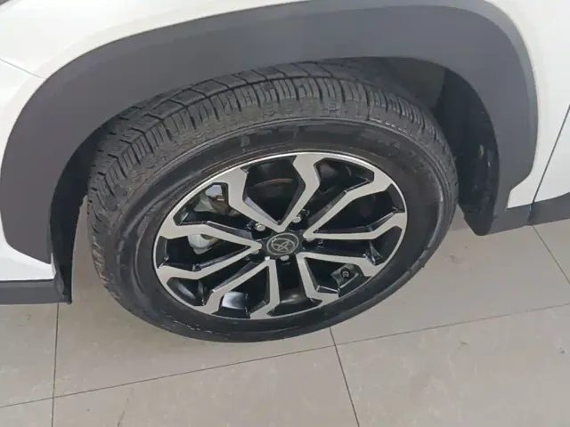 Toyota Frontlander — Фото автомобиля 22