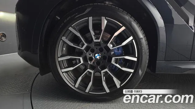 BMW X6 xDrive40i M Sport — Фото автомобиля 5
