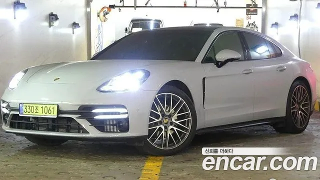 Porsche Panamera — Фото автомобиля 18