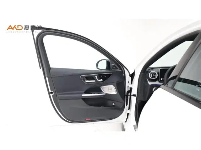 Mercedes-Benz C-Class — Фото автомобиля 10
