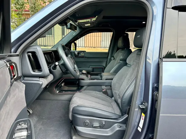 BYD FangChengBao Leopard 5 — Фото автомобиля 6