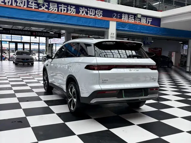 BYD Song Pro — Фото автомобиля 6