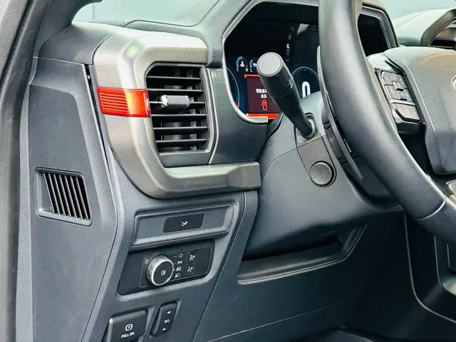 Ford F-150 Raptor — Фото автомобиля 14