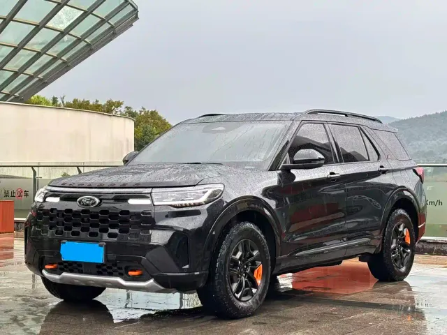 Фотография автомобиля — Ford Explorer