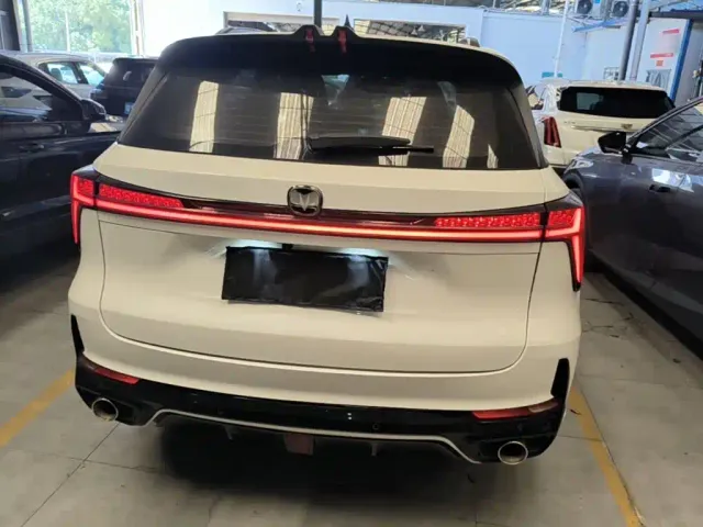 Changan CS75 Plus — Фото автомобиля 5