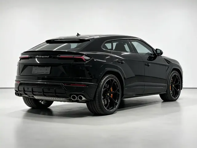 Lamborghini Urus — Фото автомобиля 5