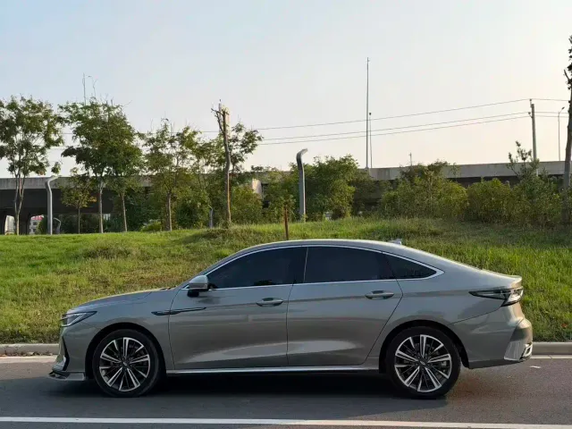 Chery Arrizo 8 — Фото автомобиля 3