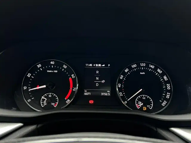 Skoda Octavia — Фото автомобиля 9