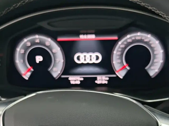 Audi A7L — Фото автомобиля 12