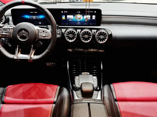Mercedes-Benz A-Class AMG — Фото автомобиля 14