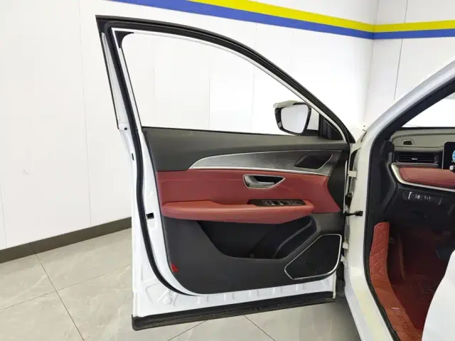 Jetour X70 Plus — Фото автомобиля 7