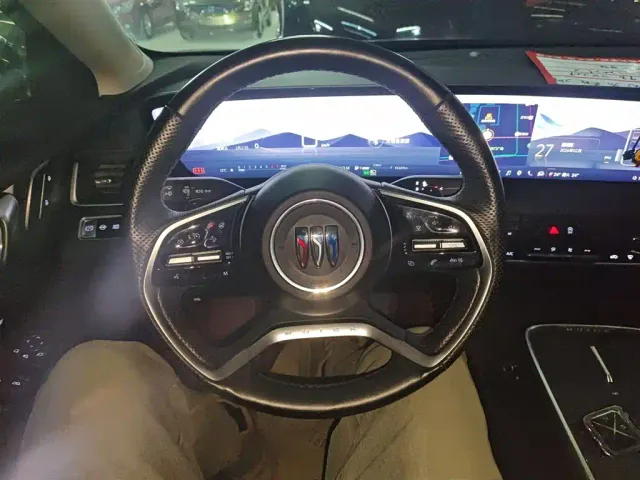 Buick LaCrosse — Фото автомобиля 10