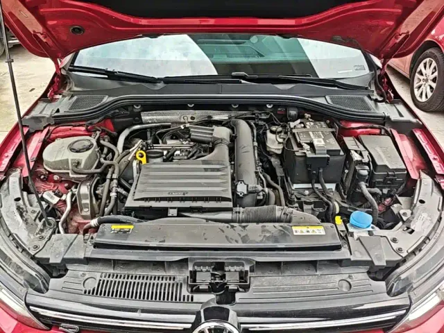 Volkswagen Golf — Фото автомобиля 19