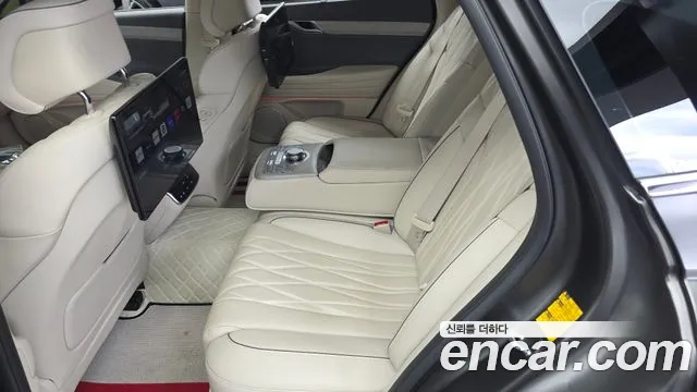 Genesis G80 Бензин 3.5 турбо AWD — Фото автомобиля 22