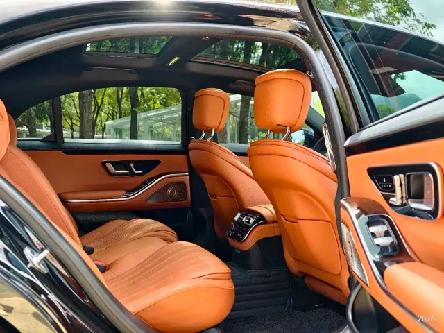 Mercedes-Benz S-Class — Фото автомобиля 6