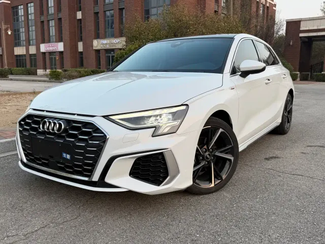 Фотография автомобиля — Audi A3