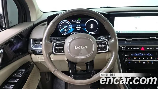 Kia Carnival Generation 4 — Фото автомобиля 12