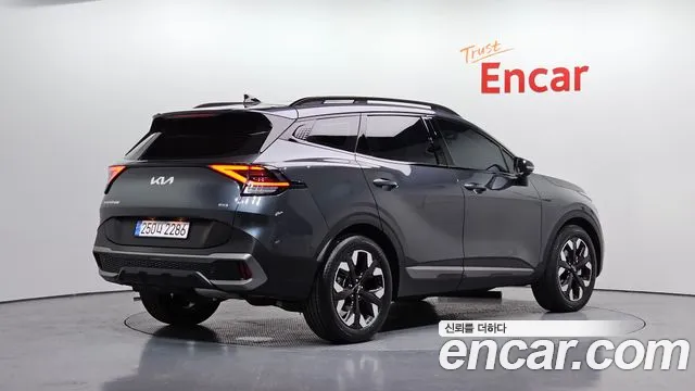 Kia Sportage Sportage 5-е поколение Дизель 2.0 4WD — Фото автомобиля 2