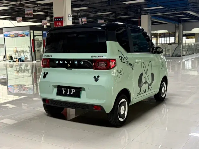 Wuling Hongguang Mini EV — Фото автомобиля 11