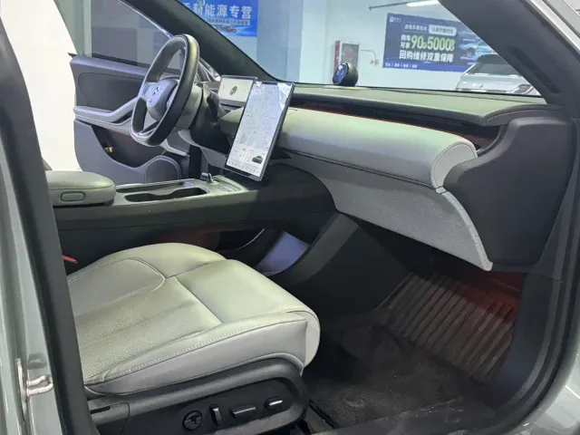 Nio ET5 — Фото автомобиля 11