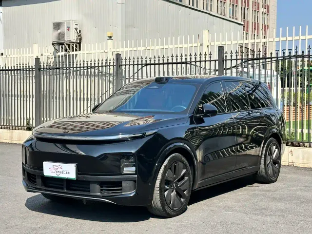 Фотография автомобиля — Li Auto L9