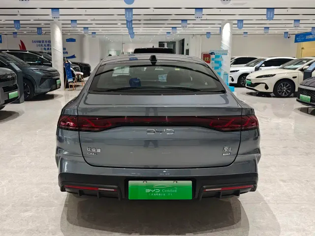 BYD Qin L — Фото автомобиля 14
