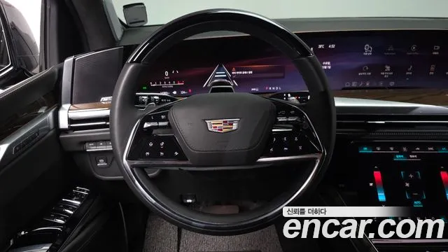 Cadillac Escalade 5th Gen — Фото автомобиля 19