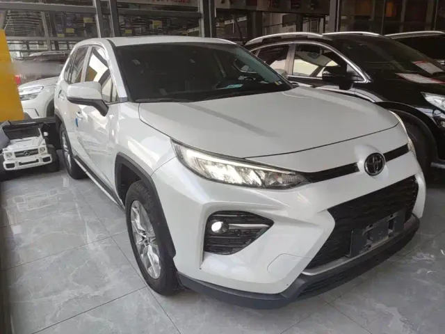 Toyota Wildlander — Фото автомобиля 3