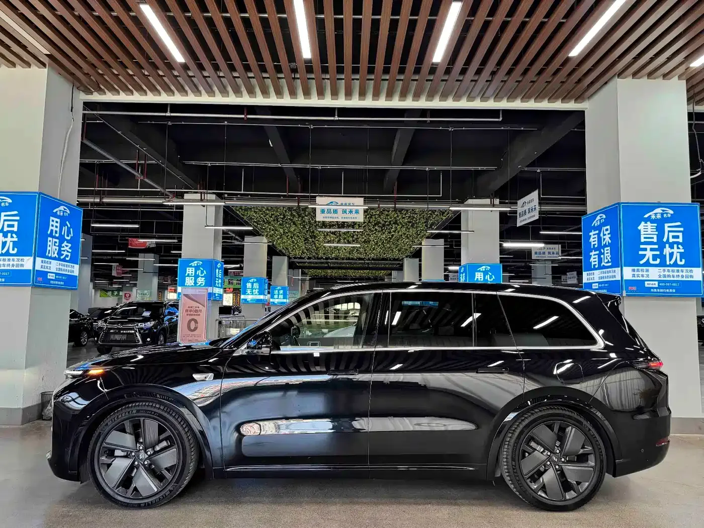 Li Auto Li Xiang L9 2025 Pro Smart Renewal Edition — Фото автомобиля 18