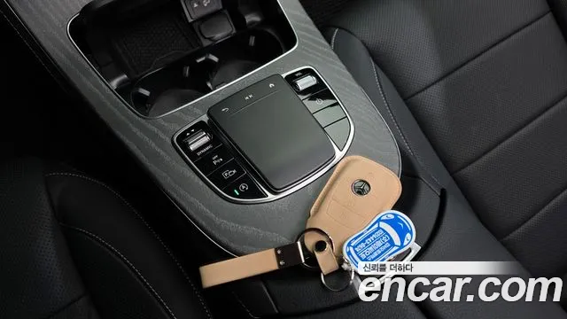Mercedes-Benz E-Class E-класс W213 E350 4MATIC Exclusive — Фото автомобиля 28