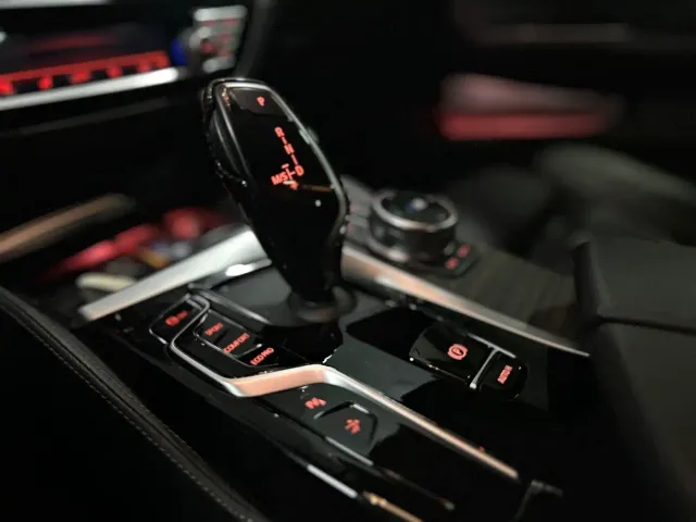 BMW 6 Series Gran Turismo — Фото автомобиля 11