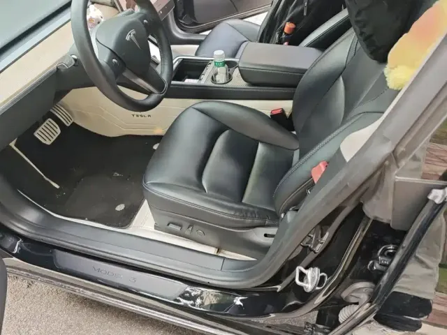 Tesla Model 3 2021 Second Facelift Performance High-Performance AWD Version — Фото автомобиля 7