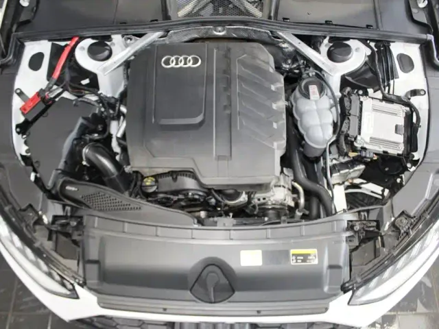 Audi A4L — Фото автомобиля 14