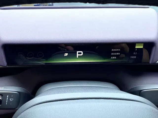 Xpeng P7 — Фото автомобиля 14