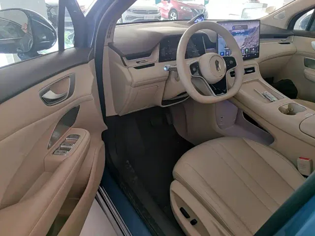 Shangjie SUV — Фото автомобиля 15