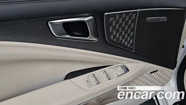 Kia K8 The New K8 2.5 Бензин 2WD — Фото автомобиля 12