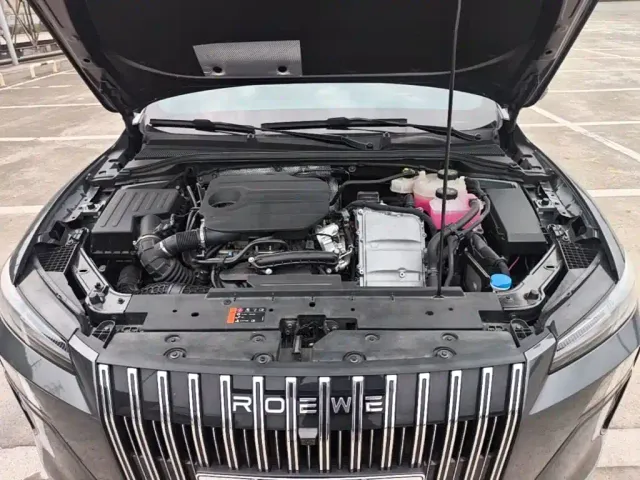 Roewe M7 DMH — Фото автомобиля 19