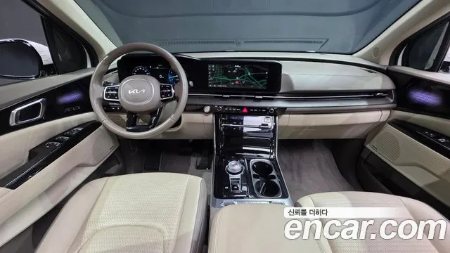 Kia Canival — Фото автомобиля 7