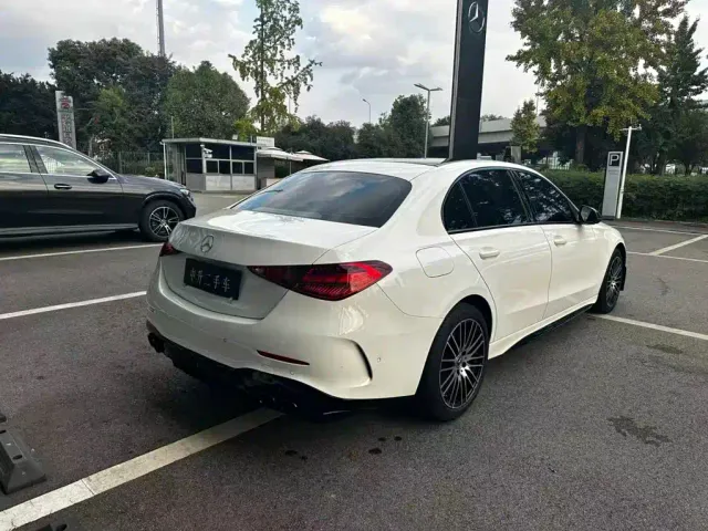 Mercedes-Benz C-Class — Фото автомобиля 9