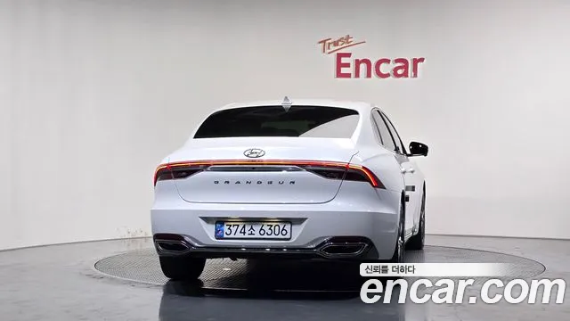Hyundai Grandeur Новый Grandeur IG — Фото автомобиля 4