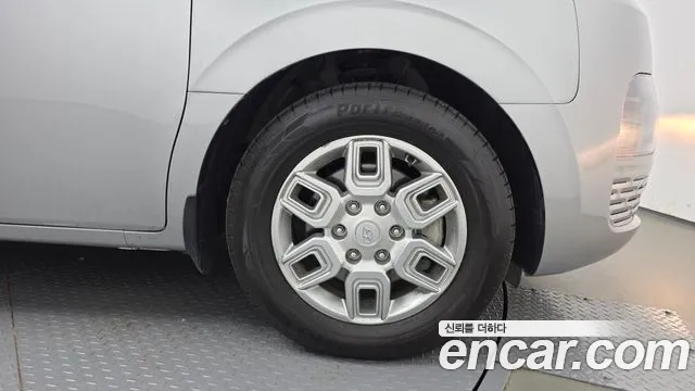 Hyundai Staria — Фото автомобиля 6