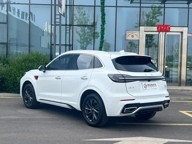 Hongqi HS5 — Фото автомобиля 4