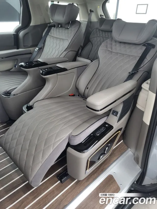 Kia Carnival 4th Gen — Фото автомобиля 11