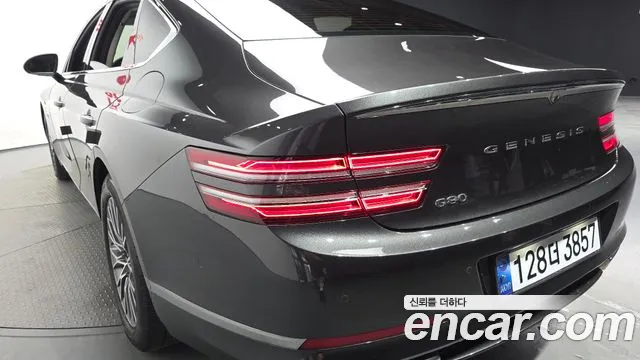 Genesis G80 Бензин 2.5 турбо 2WD — Фото автомобиля 22
