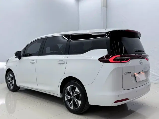 GAC Trumpchi M6 — Фото автомобиля 13