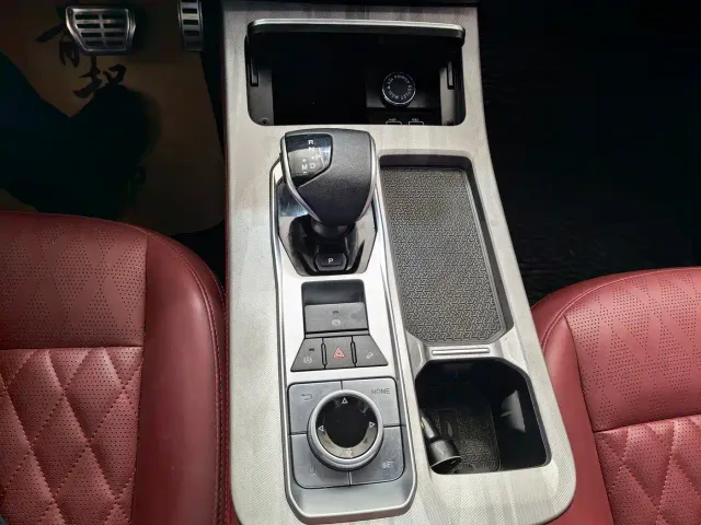 Jetour X70 Plus — Фото автомобиля 12