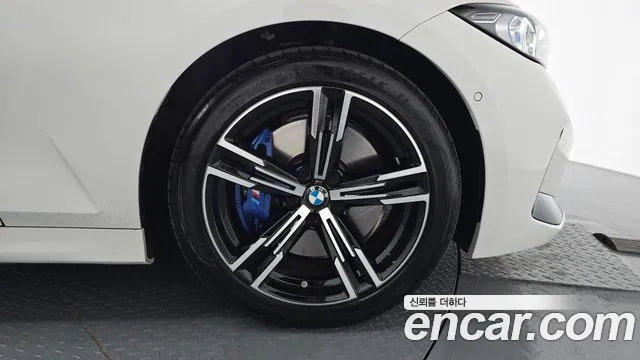 BMW 3-Series 3 серия (G20) 320i M Sport — Фото автомобиля 19